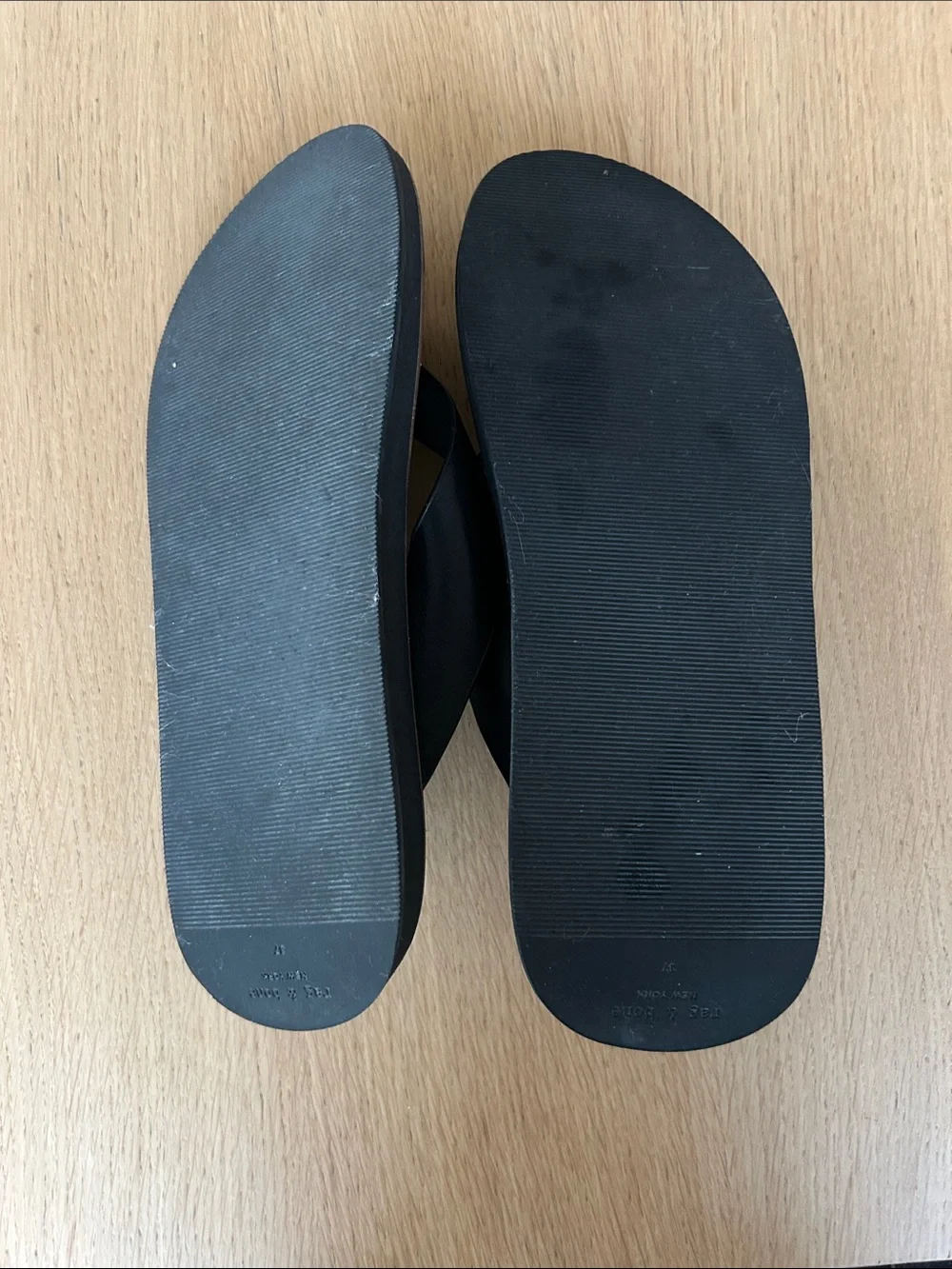 rag & bone Black Leather Parker thong sandal
